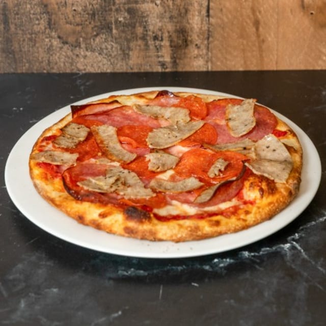 4 Viandes Pizza.